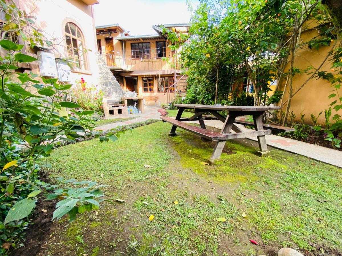 Hostal Alcala Quito Extérieur photo