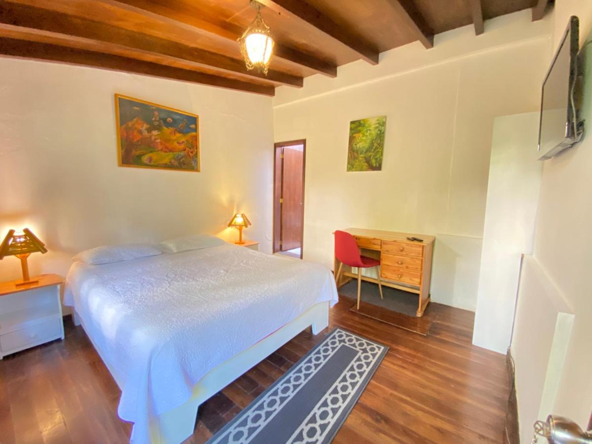 Hostal Alcala Quito Extérieur photo