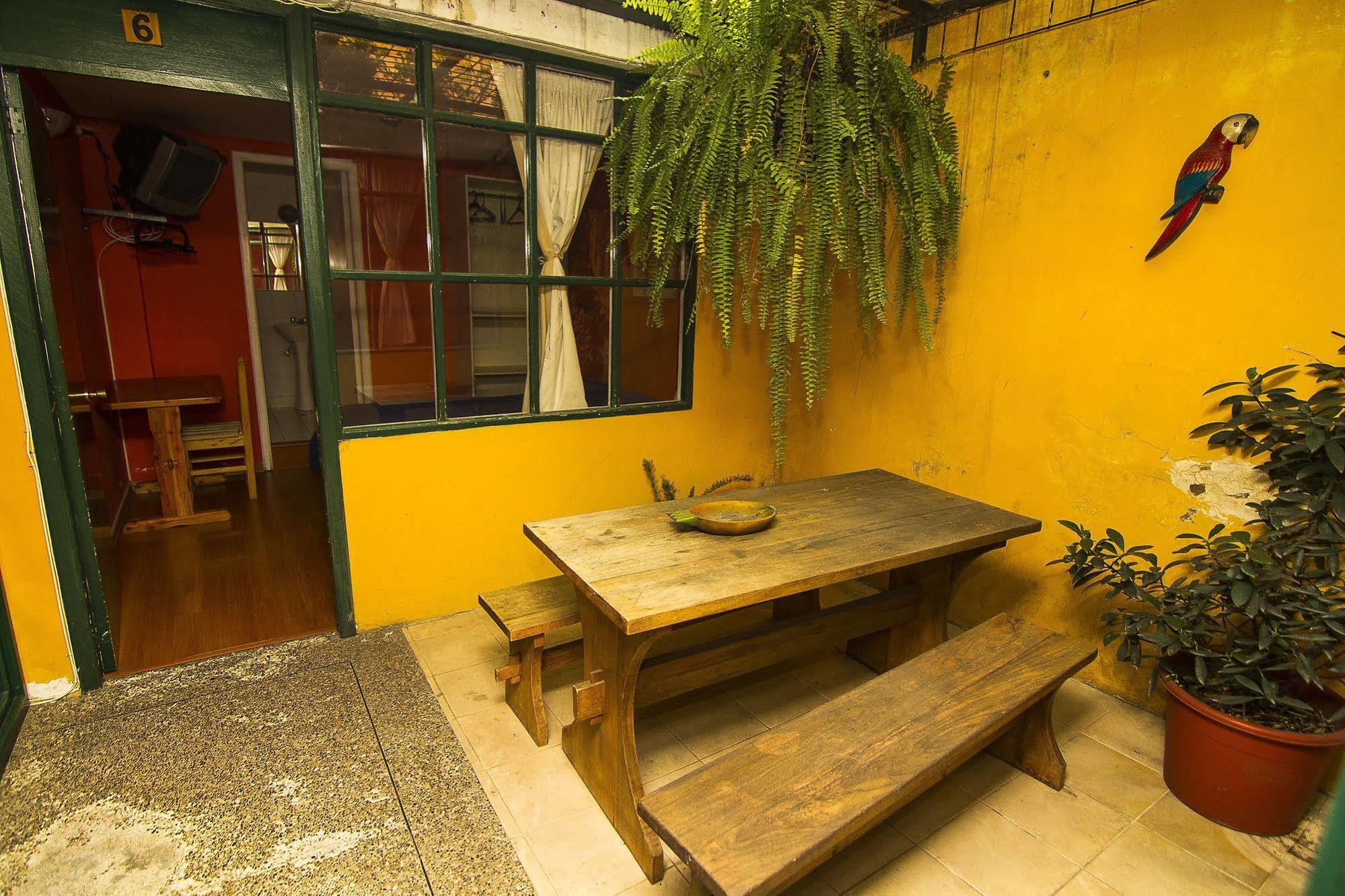 Hostal Alcala Quito Extérieur photo