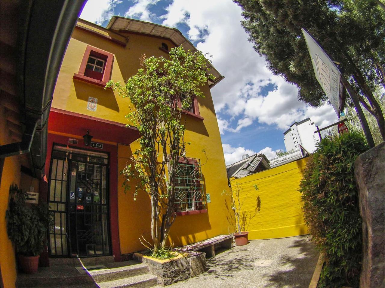 Hostal Alcala Quito Extérieur photo
